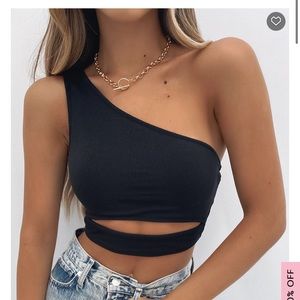 White Fox Boutique- First Love Crop Black (NWOT!!!)